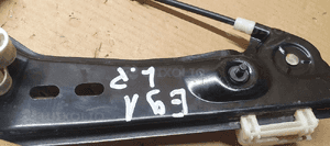 Mechanizm podnośnik szyby lewy przód BMW 3 E91 6927027 8