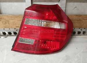Lampa tył tylna prawa bmw 1 E81 E87 7164956 oe 8