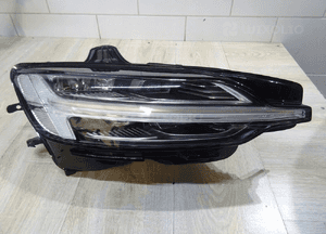 Lampa przód prawa volvo S60 V60 mid led 32314167 llu 1