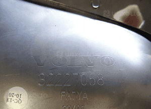 VOLVO V90 S90 KOŃCÓWKA WYDECHU LEWA 32227058 9