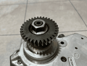 JEEP MERCEDES OM642 3.0CDI POMPA WTRYSKOWA A6420700501 ORYGINAŁ BDB 4