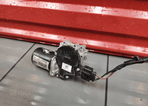 JAGUAR XF II X260 SILNIK SILNICZEK WYCIERACZEK PRZÓD ORYGINAŁ BDB 2