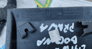 Listwa boczna prawa słupka renault trafic iii opel vivaro b 768185709R 3