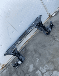 MERCEDES sprinter 906 wzmocnienie pas przedni plastik 1