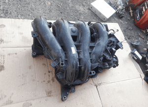Mazda 3  5 6 Kolektor Ssący 2.0 16V LF94 6