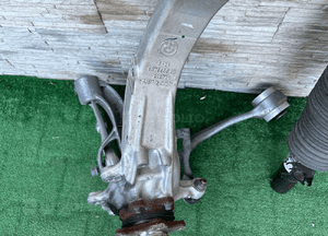 ZWROTNICA WAHACZE AMORTYZATOR BMW X5 G05 X6 G06 6869032 6876656 6
