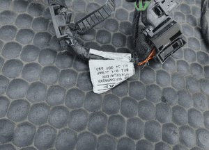 Instalacja 8E1971029AF Wiazka Drzwi Kostki Wtyczki Przednia Przod Prawa Europa AUDI A4 B7 7