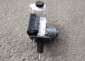 Bmw 7 G70 pompa abs 5A8B0F0 1