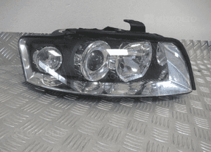 Lampa przód przednia prawa audi A4 B6 xenon 2000- 2