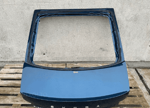 Klapa bagaznika tyl tylna skoda superb iii 3 3V 3V5 sedan hb lift fl ladna 2