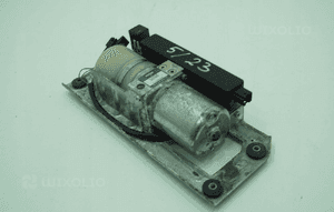 Pompa dachu A2308000030 mercedes sl R230 02 3