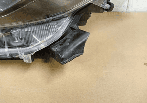 Lampa lewa lewy reflektor toyota yaris iv 4 led 20- 2