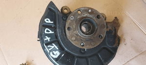 Zwrotnica piasta prawy przód VW Golf V Plus 1.9 TDI 6