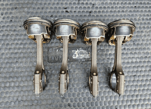 Tłok Tłoki 06LB Korbowód Panewki 2.0 TFSI CDNB Audi A4 B8 A3 VW Skoda Seat 4