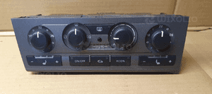 Panel nawiewu klimatyzacji klimatronic Audi A6 C6 4F1820043N 4F0910043 1