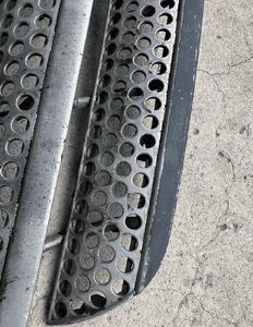 Mercedes ML 163  maska srebrna 744 pokrywa silnika grill zamek 6