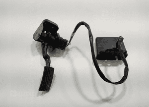 PEDAŁ GAZU LAND ROVER DEFENDER 2.2 2.4 TDCI 7H12-7R562-AA 2007-2014 2