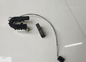 Audi A8 D3 czujnik poziomu paliwa pływak 4E0919673 2