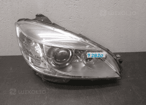 LAMPA PRAWA PRZÓD MERCEDES C KLASA W204 07-10 BI XENON SKRĘTNY 1