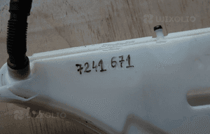 Zbiorniczek spryskiwaczy bmw F20 F30 F31 7241671 2014 7