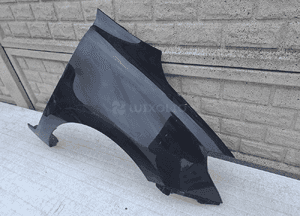 Suzuki swift MK8 17 -22 błotnik przedni prawy 2
