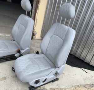 MERCEDES C 203 fotel przód przedni fotele lewy prawy materiałowy 2