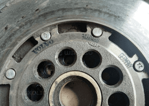 Volvo S60 V70 S80  2.4 B  T koło dwumasowe 9480480 9180662 3
