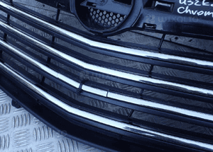 Opel vivaro b chrom atrapa grill dostępne 2 sztuki 4
