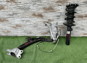 ZWROTNICA WAHACZ AMORTYZATOR BMW 2 U06 5A3E6B6 1