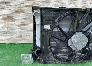 Chłodnica chłodnice wentylator bmw 640i 740i F06 F12 F13 F01 jak nowe 2