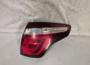 Lampa tylna prawa tył prawo citroen C4 picasso 1