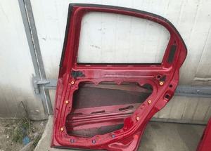 Drzwi prawe lewe tył Alfa Romeo 159 sedan 4