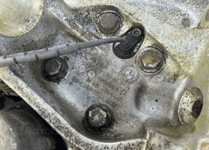 BMW E90 E87 Zwrotnica przednia Lewa - 16402 3