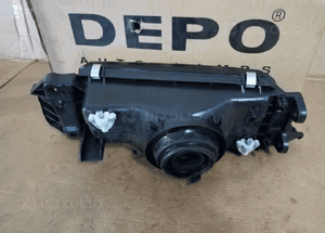 Lampa prawy przód przednia prawa DEPO Mazda 323 III 86-89R 2