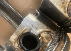 Tłok korbowód BMW F10 2.0D 0843C 2