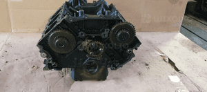 Silnik blok silnika słupek dół VW Touareg 7L 3.0 TDI BKS 059011AR 4