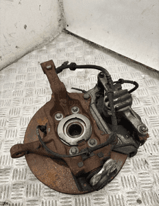 ZWROTNICA PIASTA LEWY PRZOD RENAULT TRAFIC III 3 4