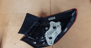 Lampa tyl tylna prawa opel astra j hb 2
