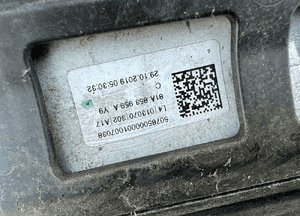 Listwa drzwi przod przedni lewa audi Q2 81A s-line 5