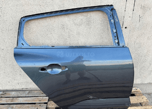 Drzwi tyl tylne prawe renault megane iv 4 kombi 1
