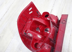 Lampa prawy tył tylna skoda yeti 5L0945096 8