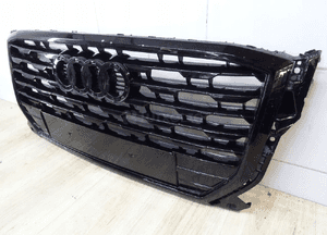 Grill atrapa zderzaka audi Q2 81A 81A853651 2