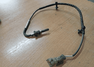 czujnik temperatury spalin astra h 1.7 cdti 55562433