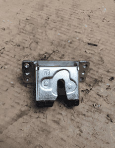 Zamek klapy tył opel meriva a nr 90563999 3