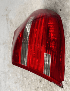 Lampa prawy tył BMW E87 716495605 2