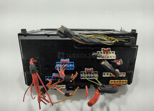 SKRZYNKA BEZPIECZNIKÓW MODUŁ KOMFORTU BMW X3 F25 9267537 9210863 2010-2014 4