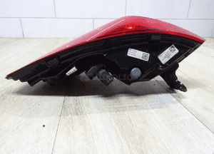 Lampa tył tylna lewa toyota corolla xii E21 kombi 13