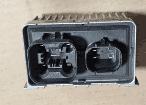 Opel Insignia 1.9 .0 CDTI przekaźnik świec żarowych  55574293 1