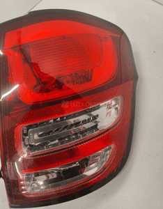 Citroen c3 09-13 oe 9673805380 LAMPA TYŁ PRAWA 2