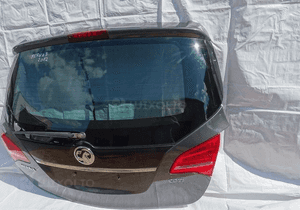 Klapa bagażnika opel meriva b 2012R 3